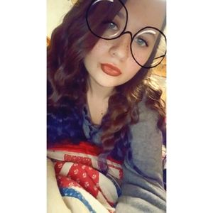 Meet your Posher, Brittany